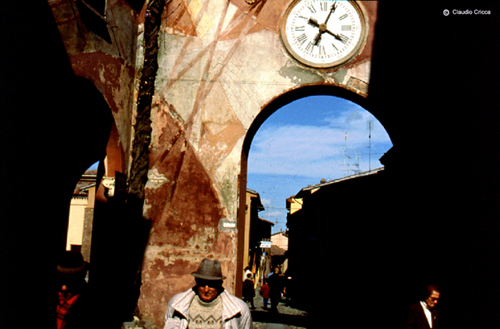 01, 1998